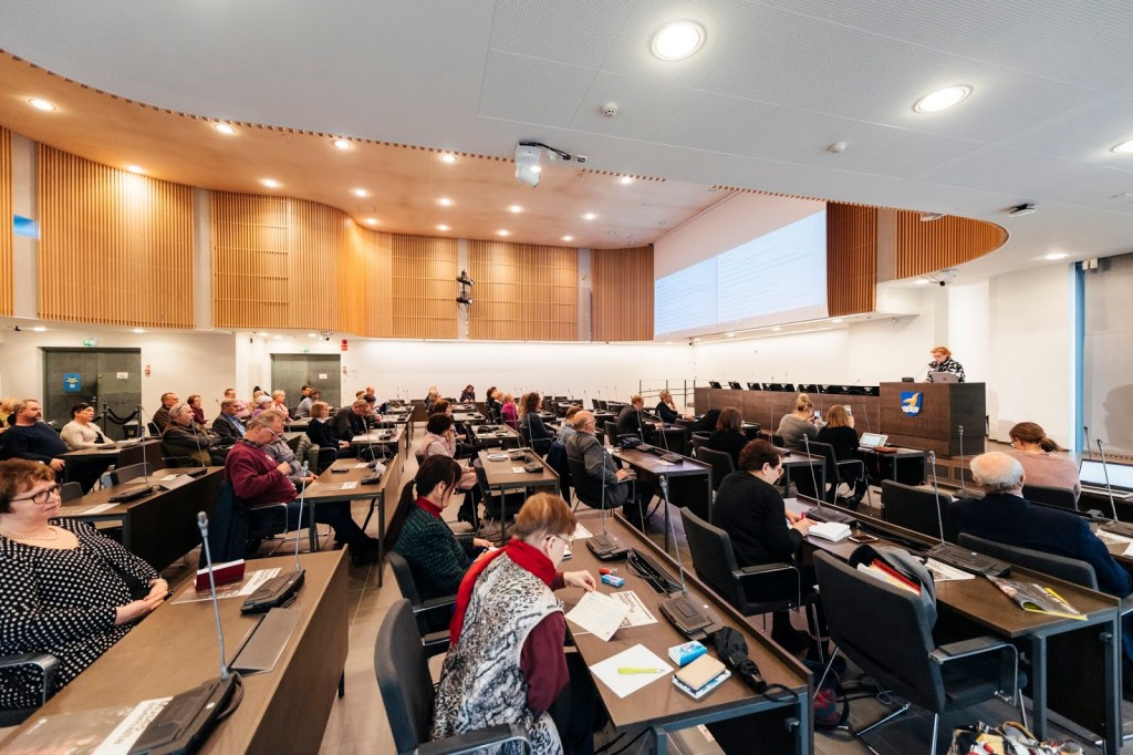 Tämän kuvan alt-attribuutti on tyhjä; Tiedoston nimi on seminaari-5.jpg